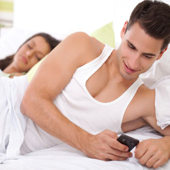 Do You Have a Cheating Husband? Learn the Signs