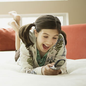 Make a Good Call with Kids’ Cell Phones