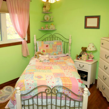 Redecorate Your Child’s Room on the Cheap